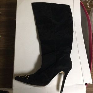 Suede heeled boots